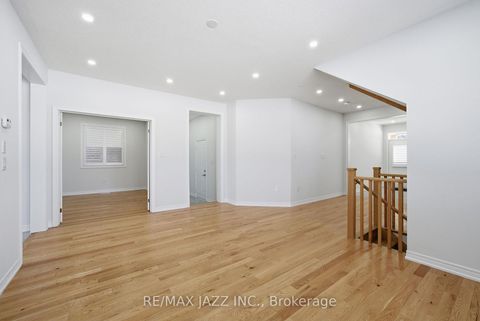 Photo 5 at 123 Woolacott Lane, Bowmanville, Clarington