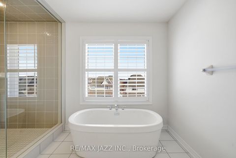 Photo 25 at 123 Woolacott Lane, Bowmanville, Clarington