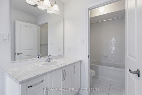 Photo 29 at 123 Woolacott Lane, Bowmanville, Clarington