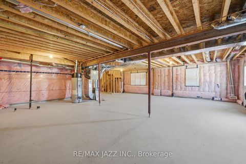 Photo 39 at 123 Woolacott Lane, Bowmanville, Clarington