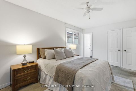 Photo 22 at 20 Jonathan Gate, Yorkhill, Vaughan