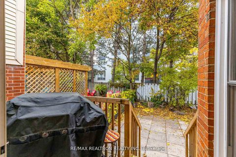 Photo 28 at 20 Jonathan Gate, Yorkhill, Vaughan