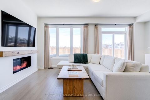 Photo 4 at 149 Greer Street, Rural Barrie Southeast, Barrie