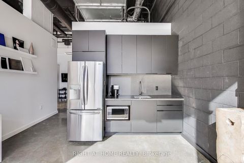 Photo 16 at 98 Sudbury Street, Little Portugal, Toronto