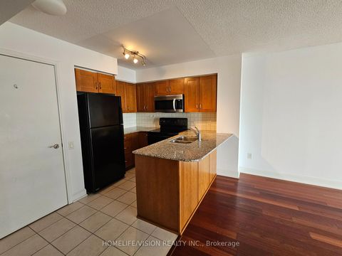 Photo 12 at 2101 - 2181 Yonge Street, Mount Pleasant West, Toronto