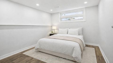 Photo 25 at 45 AUSTEN Lane, Letitia Heights, Barrie