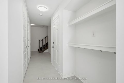 Photo 9 at 61 Pearen Lane, Rural Barrie Southwest, Barrie