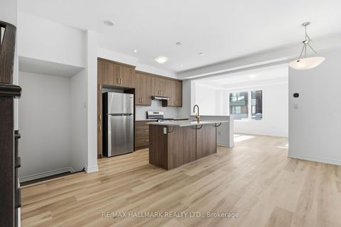 Photo 12 at 61 Pearen Lane, Rural Barrie Southwest, Barrie