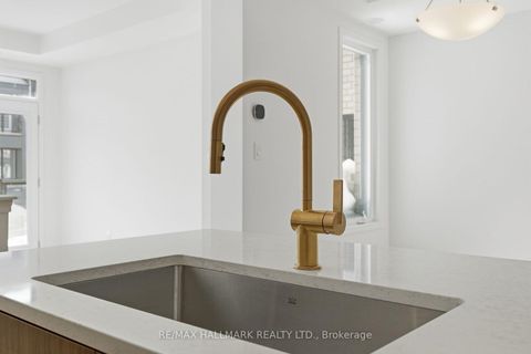 Photo 19 at 61 Pearen Lane, Rural Barrie Southwest, Barrie