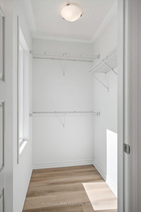 Photo 33 at 61 Pearen Lane, Rural Barrie Southwest, Barrie