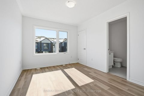 Photo 34 at 61 Pearen Lane, Rural Barrie Southwest, Barrie