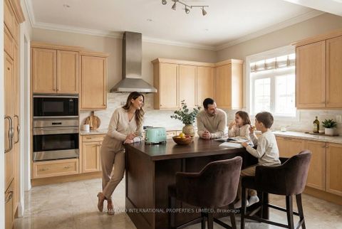 Photo 6 at 7 Kinghorn Road, King City, King