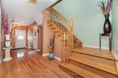 Photo 21 at 85 Ronan Crescent, Sonoma Heights, Vaughan