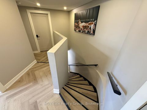 Photo 5 at 15 - 250 Regina Road, West Woodbridge Industrial Area, Vaughan