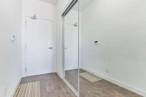 Photo 6 at 4209 - 12 York Street, Waterfront Communities C1, Toronto