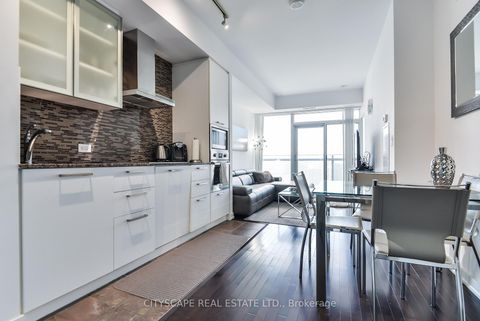 Photo 8 at 4209 - 12 York Street, Waterfront Communities C1, Toronto