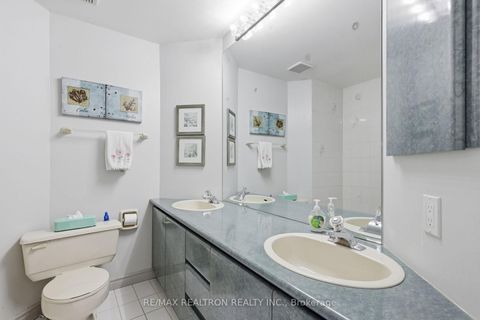 Photo 28 at 1 Sunforest Court, Newtonbrook West, Toronto