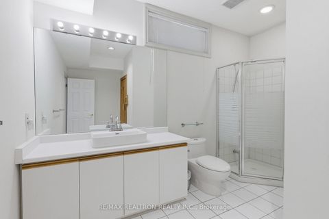 Photo 39 at 1 Sunforest Court, Newtonbrook West, Toronto