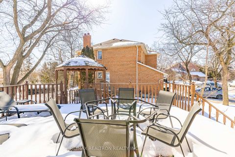 Photo 41 at 1 Sunforest Court, Newtonbrook West, Toronto