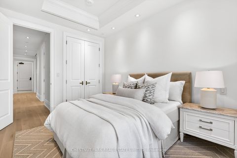 Photo 25 at 202 - 77 Clarendon Avenue, Casa Loma, Toronto