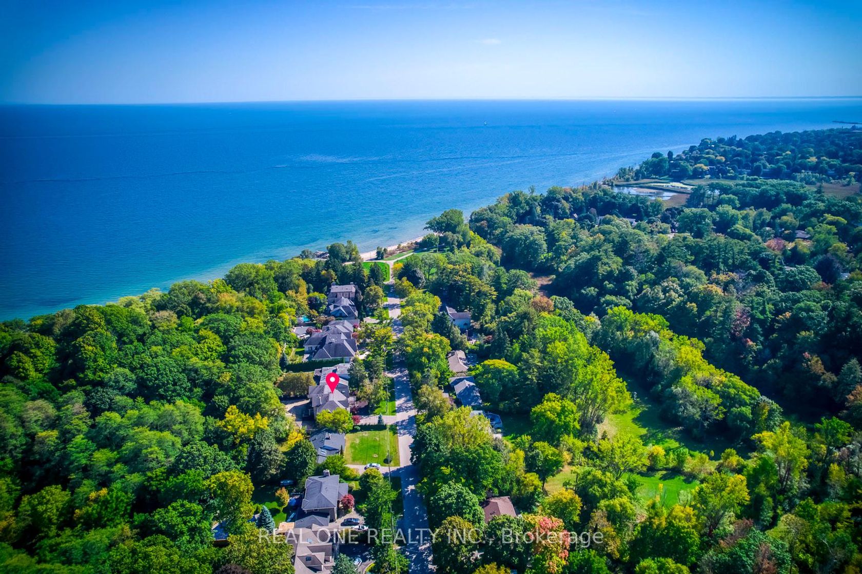 767 Parkland Avenue, Clarkson, Mississauga 