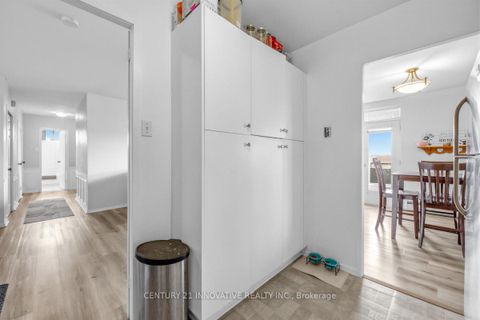 Photo 5 at 504 - 67 Richmond Street, Mill Pond, Richmond Hill