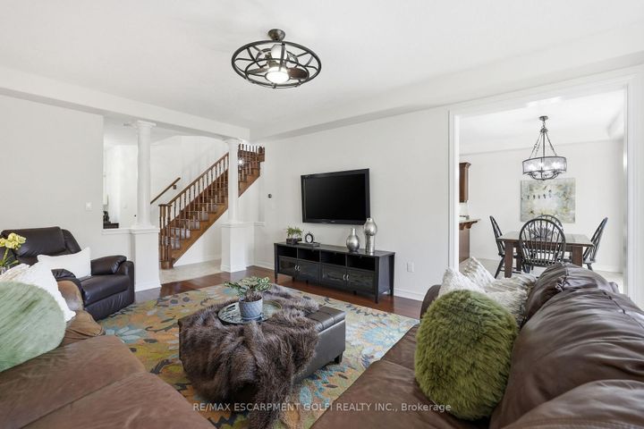 Photo 5 at 85 Carlson Street, Stoney Creek Mountain, Hamilton