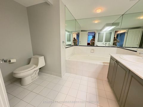 Photo 11 at 1002 - 71 Simcoe Street, Bay Street Corridor, Toronto