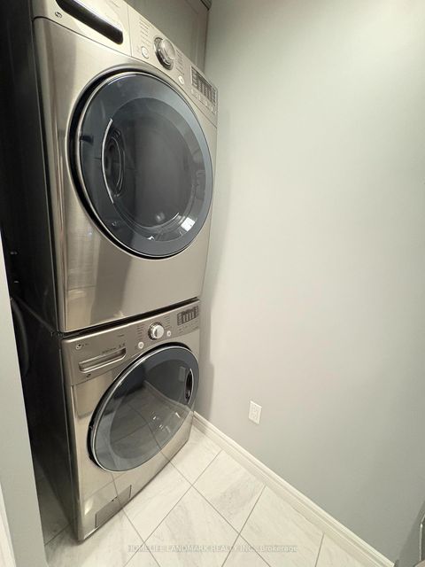 Photo 17 at 1002 - 71 Simcoe Street, Bay Street Corridor, Toronto