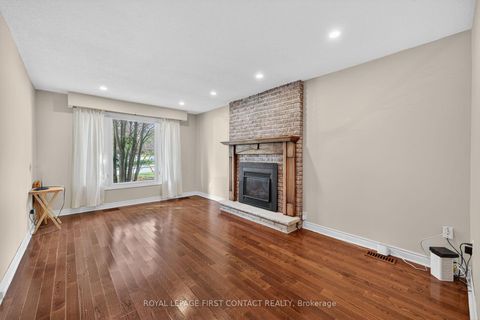 Photo 6 at 15 Rodney Street, North Shore, Barrie