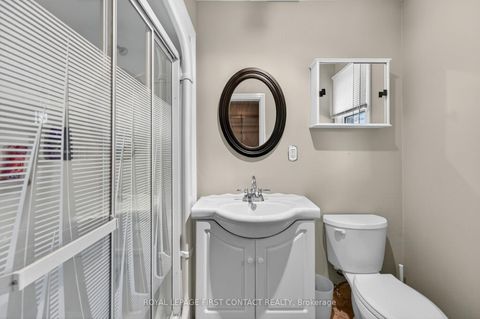 Photo 12 at 15 Rodney Street, North Shore, Barrie