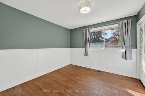 Photo 13 at 15 Rodney Street, North Shore, Barrie