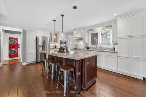 Photo 38 at 15 Rodney Street, North Shore, Barrie