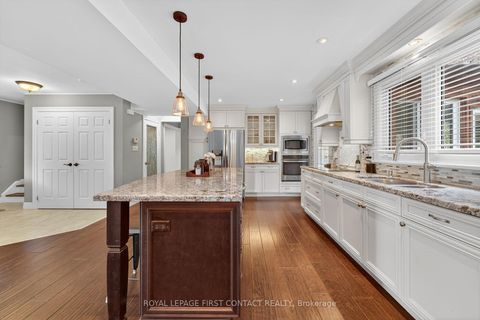 Photo 39 at 15 Rodney Street, North Shore, Barrie