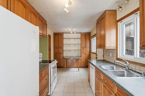 Photo 13 at 174 Braymore Boulevard, Rouge E11, Toronto