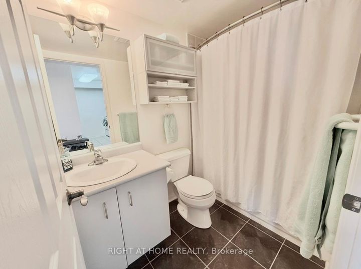 Photo 23 at 622 - 650 Lawrence Avenue W, Lawrence, Toronto