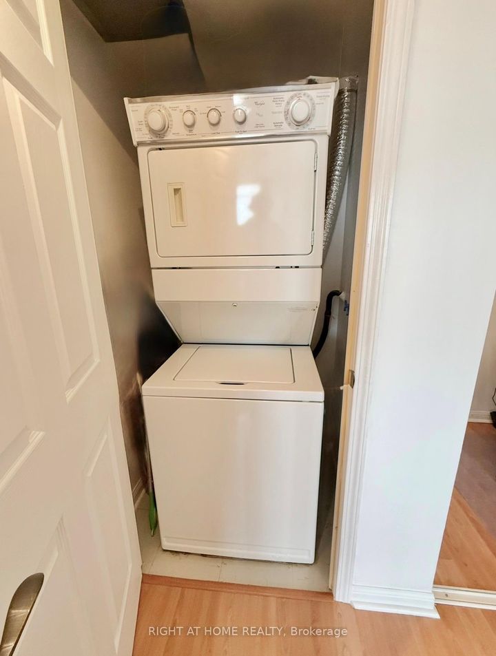 Photo 25 at 622 - 650 Lawrence Avenue W, Lawrence, Toronto