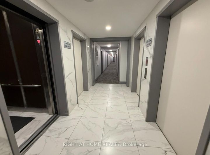 Photo 28 at 622 - 650 Lawrence Avenue W, Lawrence, Toronto