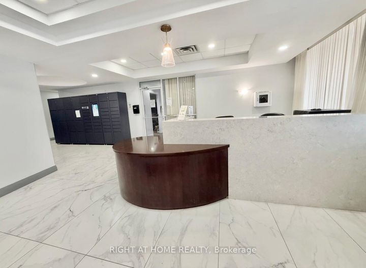 Photo 30 at 622 - 650 Lawrence Avenue W, Lawrence, Toronto