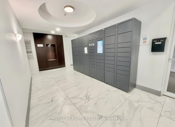 Photo 31 at 622 - 650 Lawrence Avenue W, Lawrence, Toronto