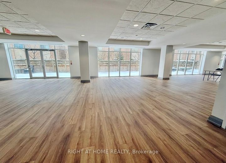 Photo 33 at 622 - 650 Lawrence Avenue W, Lawrence, Toronto