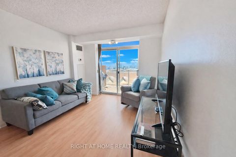 Photo 2 at 622 - 650 Lawrence Avenue W, Lawrence, Toronto