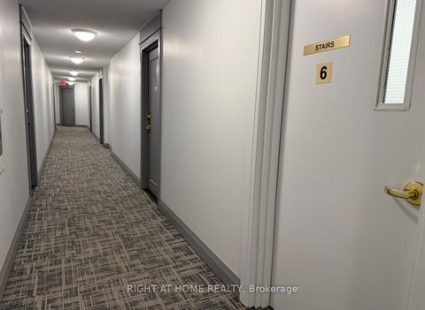 Photo 27 at 622 - 650 Lawrence Avenue W, Lawrence, Toronto