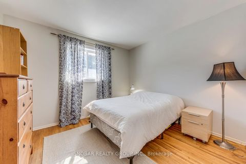 Photo 11 at 19 Powburn Place, Richview, Toronto
