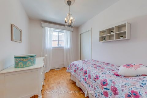 Photo 13 at 19 Powburn Place, Richview, Toronto