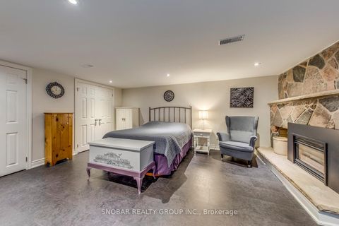 Photo 20 at 19 Powburn Place, Richview, Toronto