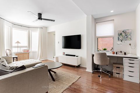 Photo 8 at 164 Sunnyside Avenue, Swansea, Toronto