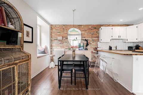 Photo 10 at 164 Sunnyside Avenue, Swansea, Toronto