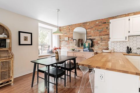 Photo 13 at 164 Sunnyside Avenue, Swansea, Toronto