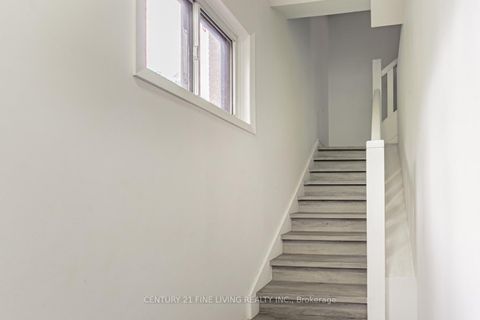 Photo 19 at 164 Sunnyside Avenue, Swansea, Toronto